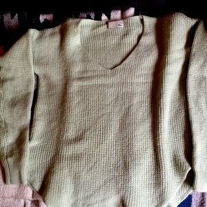 Wilfred Free light green Vneck sweater